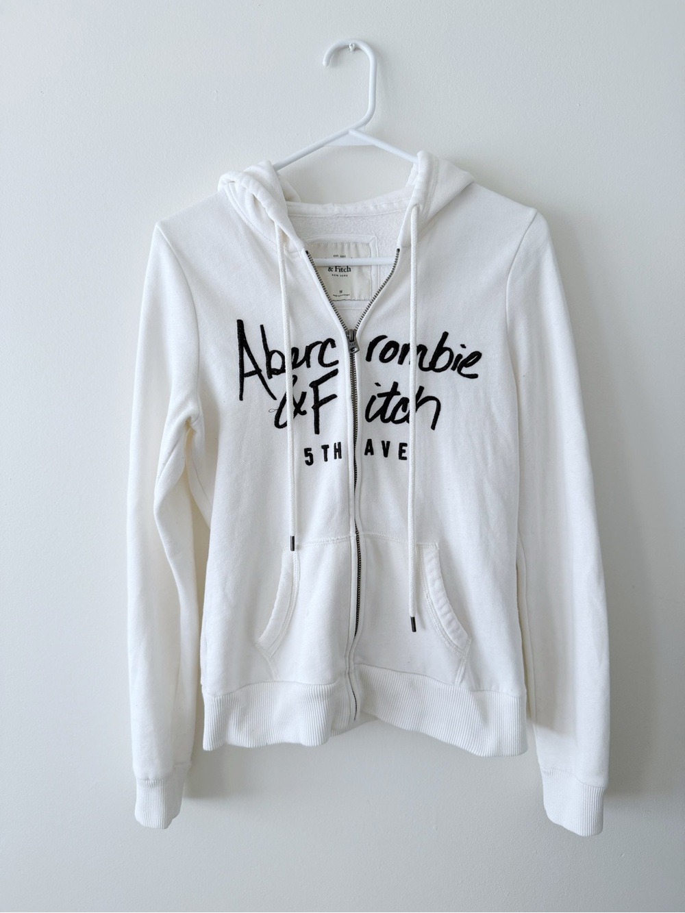 Abercrombie & Fitch White Zip-Up Hoodie Med